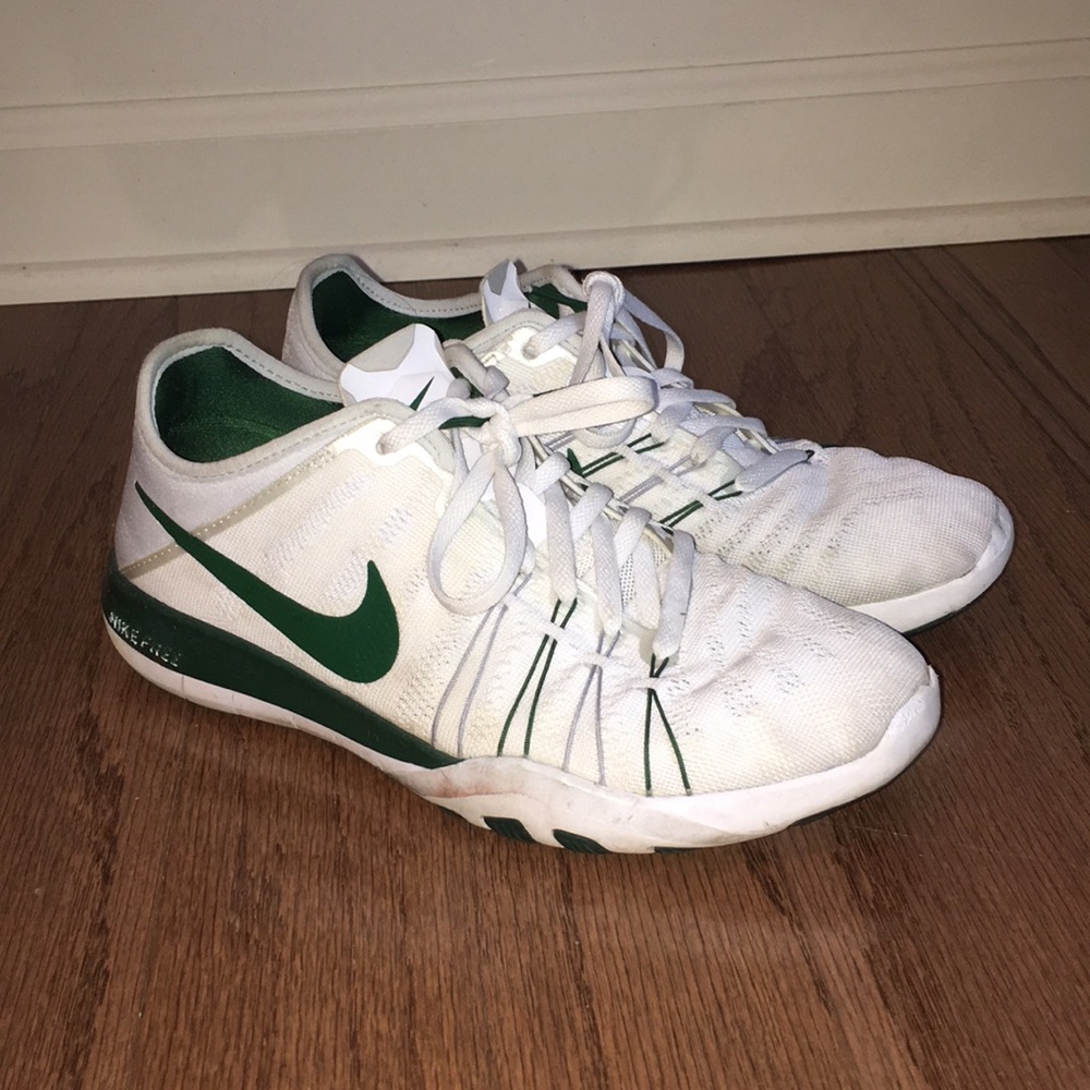 Nike Free TR 6